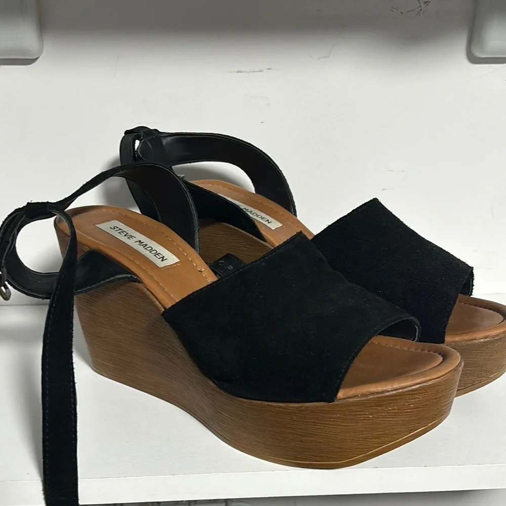 Steve Madden Black Wedge Sandals
